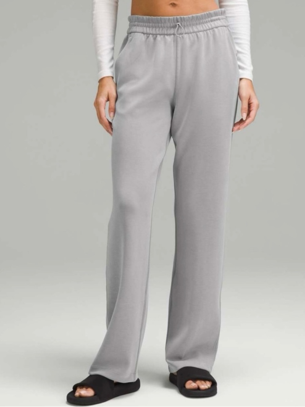 Lululemon Women's Relaxed Wide-Leg Sweatpants - Light Gray